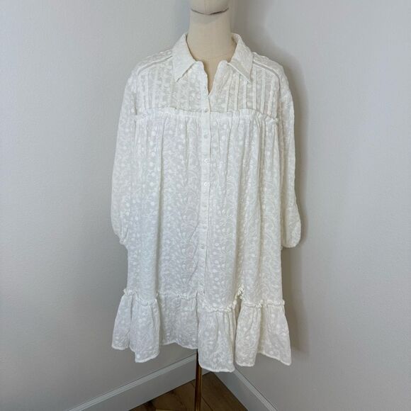 [Line & Dot] White Lace 3/4 Sleeve Ruffled Mini Dress - Picture 1 of 6